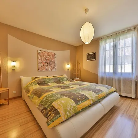 Chez Lou Et Max : Un Havre De Paix. *